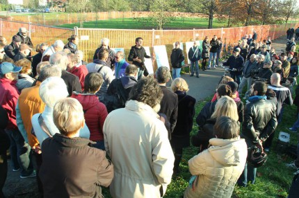 996961_741533259193565_1924649104_n